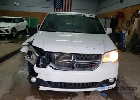 2019 Dodge Grand Caravan Sxt z USA, uszkodzony, nr VIN 2C4RDGCG5KR585583